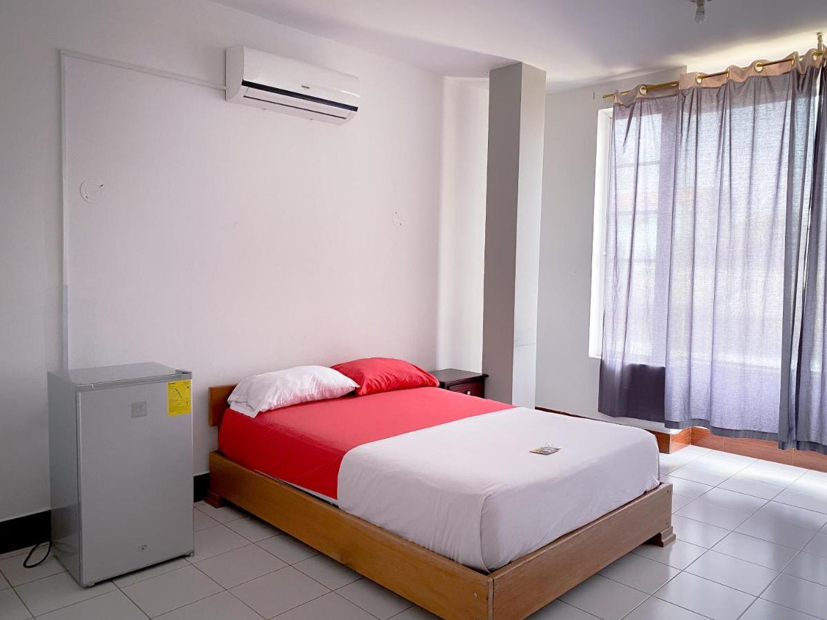 Hostal Casa Blanca ปวยร์โตฟรานซิสโก เด โอเรยานา ภายนอก รูปภาพ